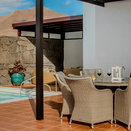 Tania Luxury Villa