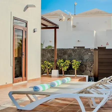 Tania Luxury Βίλα