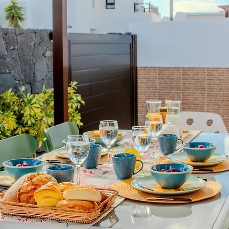 Tania Luxury Playa Blanca (Lanzarote)